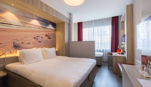 Habitación Deluxe, varias camas