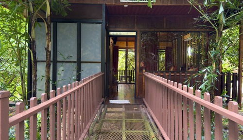 Deluxe Bungalow