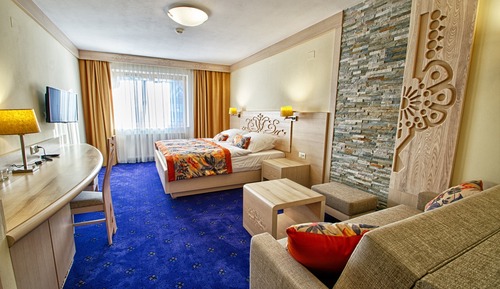 Habitación de lujo con 1 cama doble o 2 individuales, 1 cama de matrimonio grande con sofá cama