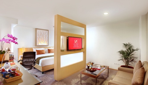 Suite junior, 1 cama de matrimonio grande, vistas a la ciudad