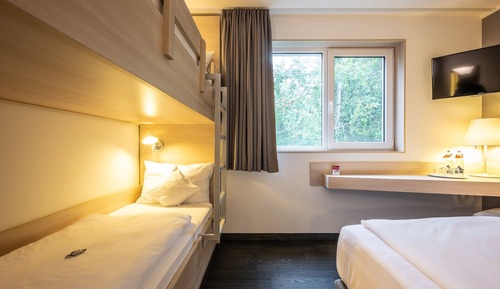 Habitación cuádruple estándar