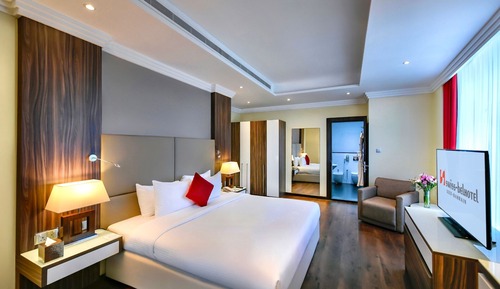 Deluxe Suite