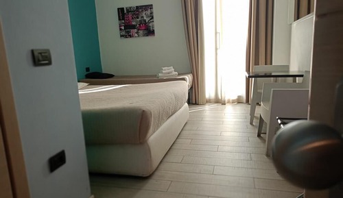 Habitación económica, 1 cama de matrimonio grande