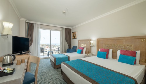 Habitación estándar, vistas parciales al mar