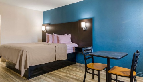 Habitación estándar, 1 cama de matrimonio grande, fumadores