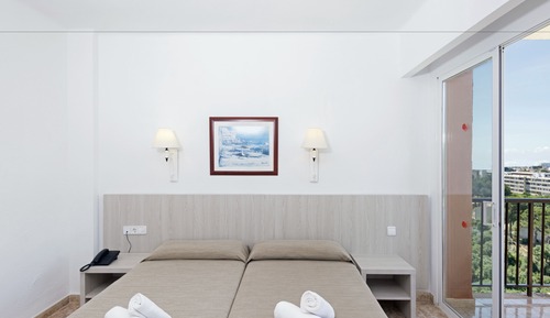 Habitación doble, balcón (Short Stay)