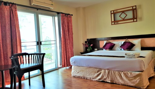 Suite (Old Building)