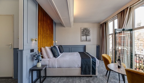Habitación Deluxe con 1 cama doble o 2 individuales, vistas al canal