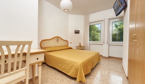 Habitación doble, vistas a la montaña