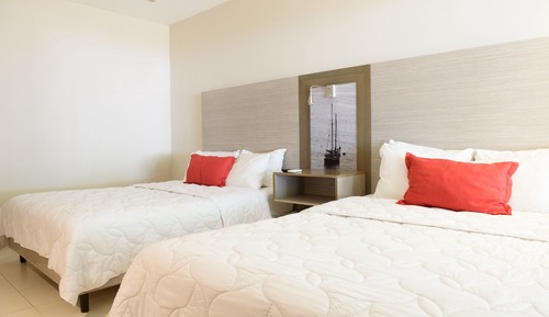 Standard Marina 2 Double Beds