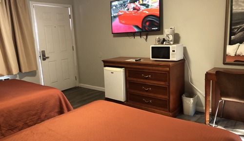 Deluxe Queen Room, 2 Queen Beds, Non Smoking