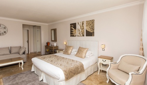 Suite superior, baño privado (4)
