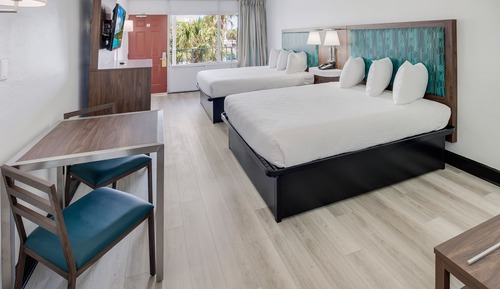 Standard Queen Room,  2 Queen Beds, Non Smoking (Newly Remodeled)