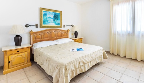 Apartment 2 Bedrooms vista mar (2+1)