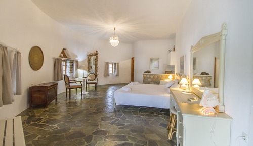 Estudio ejecutivo, 1 cama de matrimonio grande