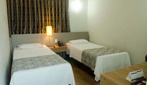 Habitación estándar con 2 camas individuales