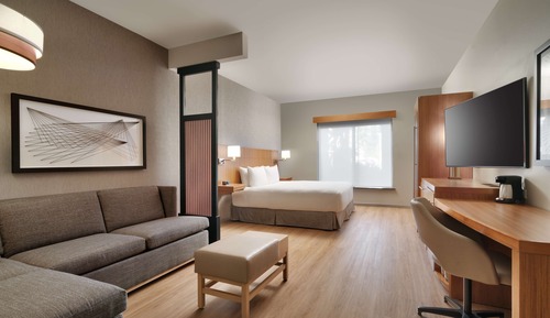 Habitación, 1 cama de matrimonio grande con sofá cama (High Floor)