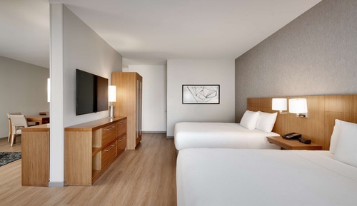 Habitación, varias camas, accesible para personas con discapacidad (Specialty Room with Shower)