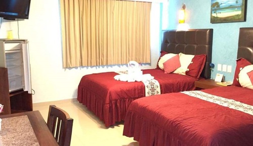 Habitación Premium doble, 2 camas de matrimonio, balcón, vistas a la ciudad