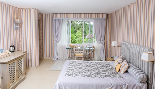 Suite, vistas al jardín