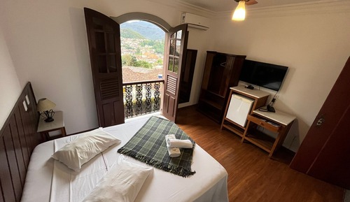 Habitación doble superior, 1 cama de matrimonio, vistas a la montaña