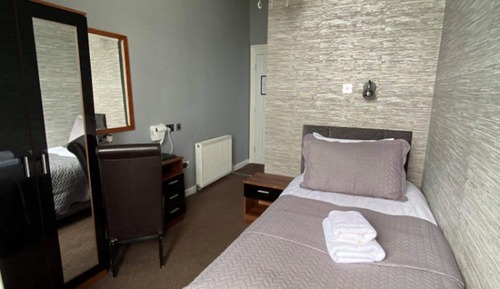 Habitación individual, baño privado (Balcony)