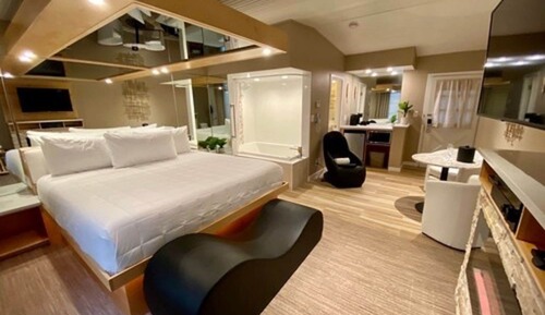 Habitación Business, 1 cama de matrimonio grande, bañera de hidromasaje