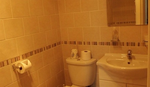 Habitación estándar con 2 camas individuales, baño privado