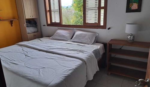 Habitación junior con 1 cama doble o 2 individuales