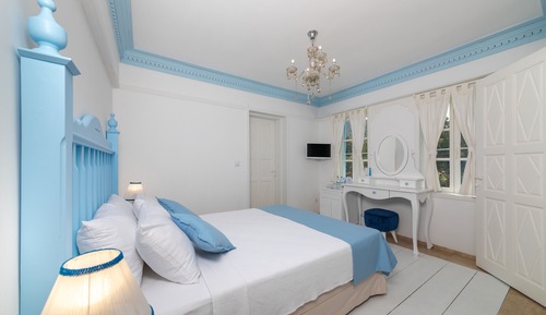 Habitación estándar doble, 1 cama doble, balcón, vistas a la ciudad