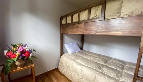 Habitación familiar, varias camas