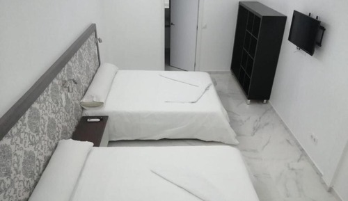 Apartamento (Santa Susana Street)