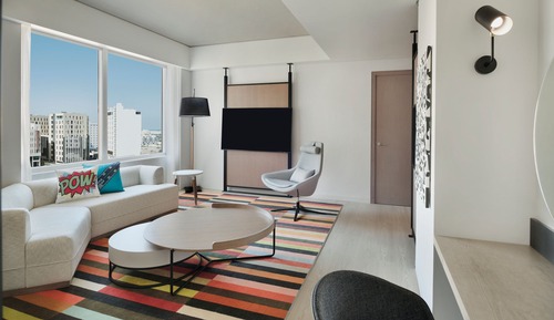 Breezy, Suite, 1 cama de matrimonio grande, no fumadores, vistas a la ciudad