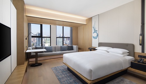 Habitación estándar, 1 cama de matrimonio grande, vistas a la ciudad