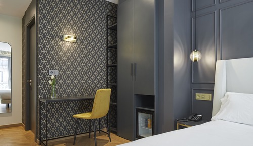 Habitación estándar con 1 cama doble o 2 individuales