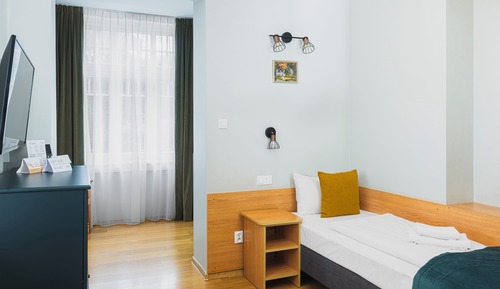 Habitación cuádruple Confort, varias camas, vistas al complejo turístico