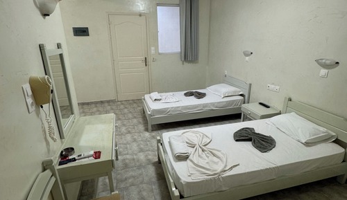 Habitación triple económica