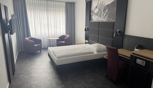 Habitación Deluxe doble, 1 cama doble, accesible en silla de ruedas, vistas al río