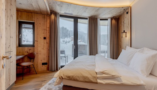 Penthouse 1-Bedroom Suite