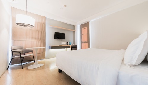 Habitación estándar con 1 cama doble o 2 individuales