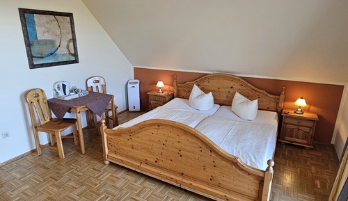 Habitación doble, 1 cama de matrimonio, baño privado