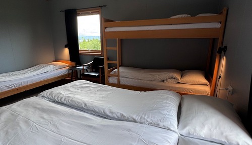 Habitación familiar, varias camas