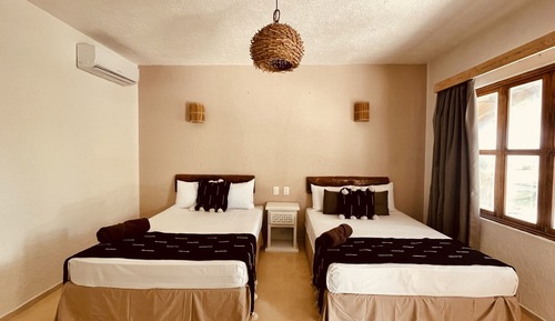 Room with 2 Single Beds, Garden view