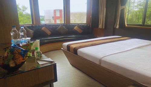 Super Deluxe Room
