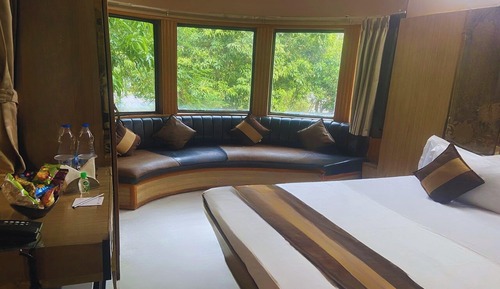 Executive Super Deluxe Room