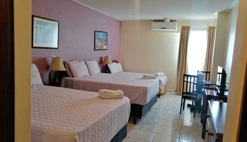 Habitación triple básica