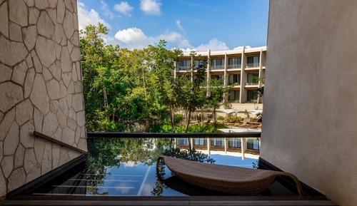 Suite junior (Swim Out, Double Beds)