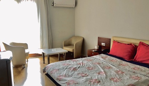 Habitación clásica con 1 cama doble o 2 individuales, vistas al puerto