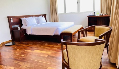 Habitación Deluxe doble, 1 cama de matrimonio grande, no fumadores, vistas al jardín