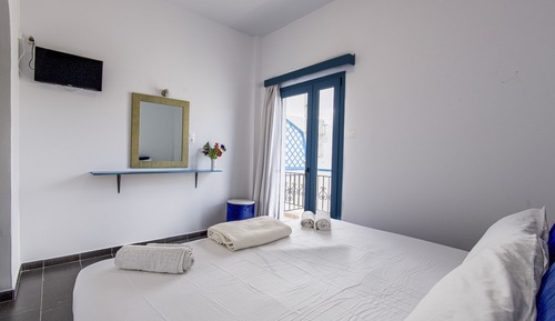 Habitación superior con 1 cama doble o 2 individuales